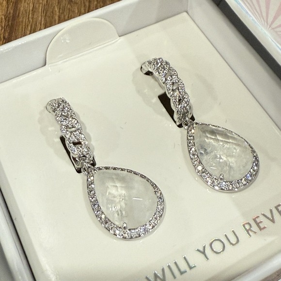 Jewelry - Bomb Party Mental Health Awareness Allow Yourself To Dream Earrings Clear NEW
